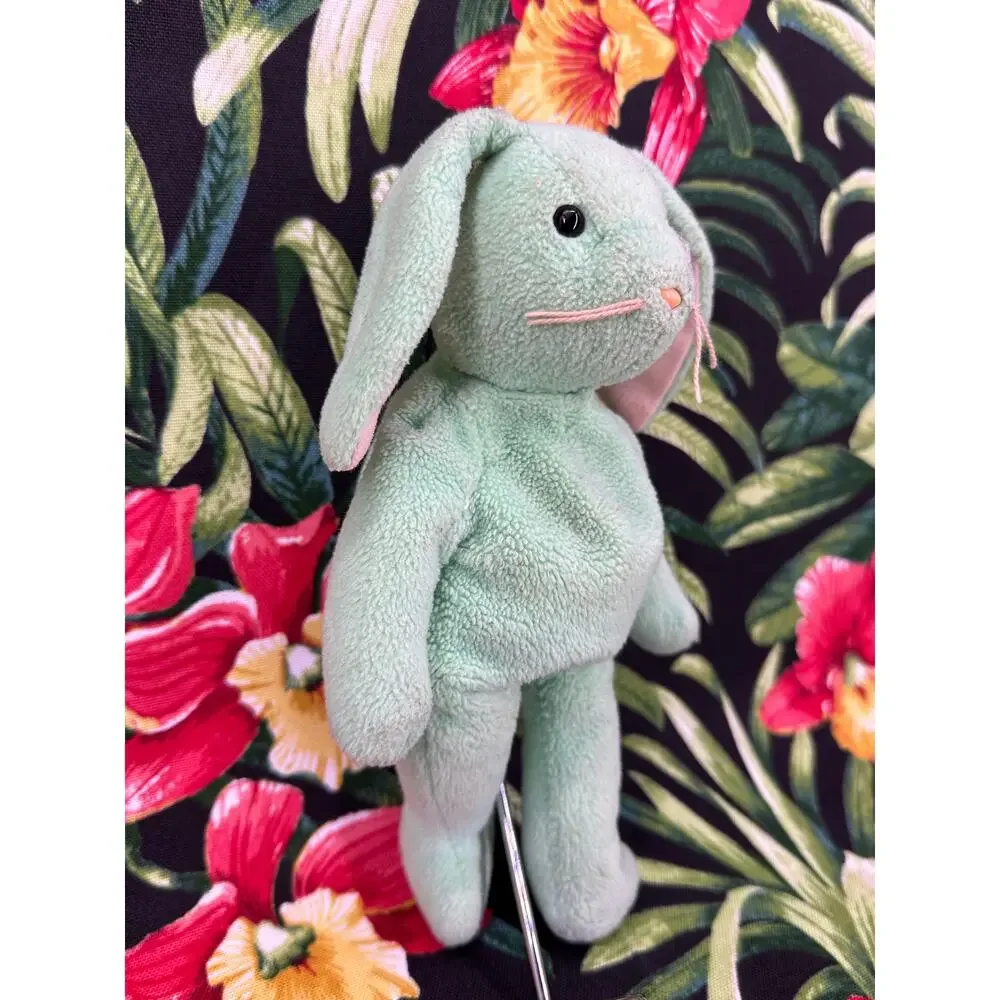 Ty Beanie Baby  Hippity the Bunny  1996 RARE & RETIRED MINT